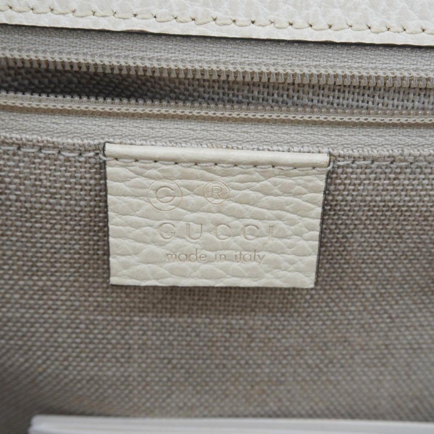 GUCCI Interlocking GG Medium Calfskin Leather Shoulder Bag Off White 510303