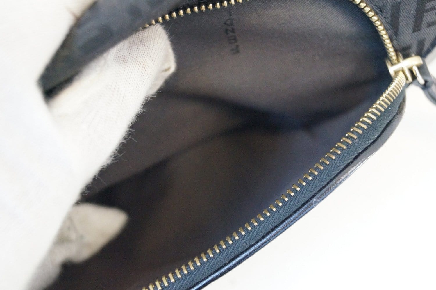 Fendi Shoulder Bag - Rovelle Bags