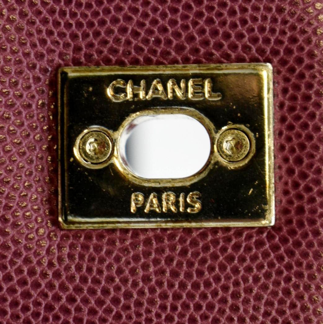 CHANEL Business Affinity Medium Flap Quilted Caviar Shoulder Bag Burgundy
