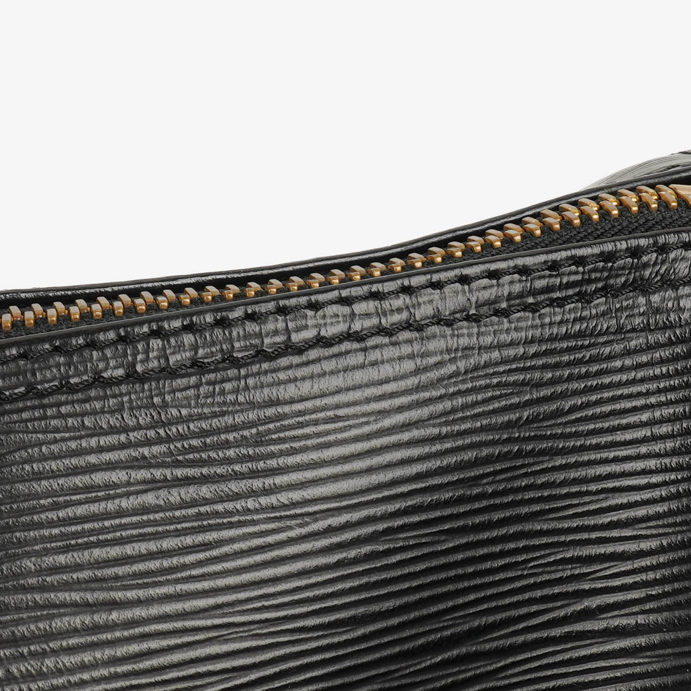 Louis Vuitton Keepall 45 Black EPI Leather Travel Bag