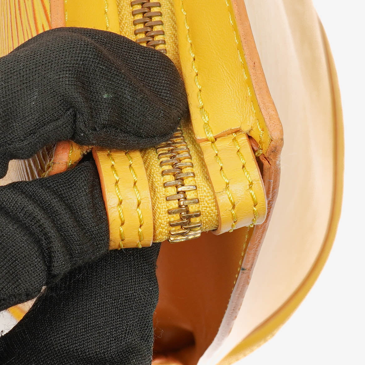 Louis Vuitton Yellow EPI Leather Saint Jacques GM Shoulder Bag