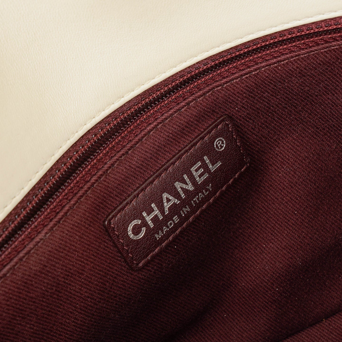 Chanel Chevron Quilted Leather Shoulder Bag With Silver-Tone Hardware
