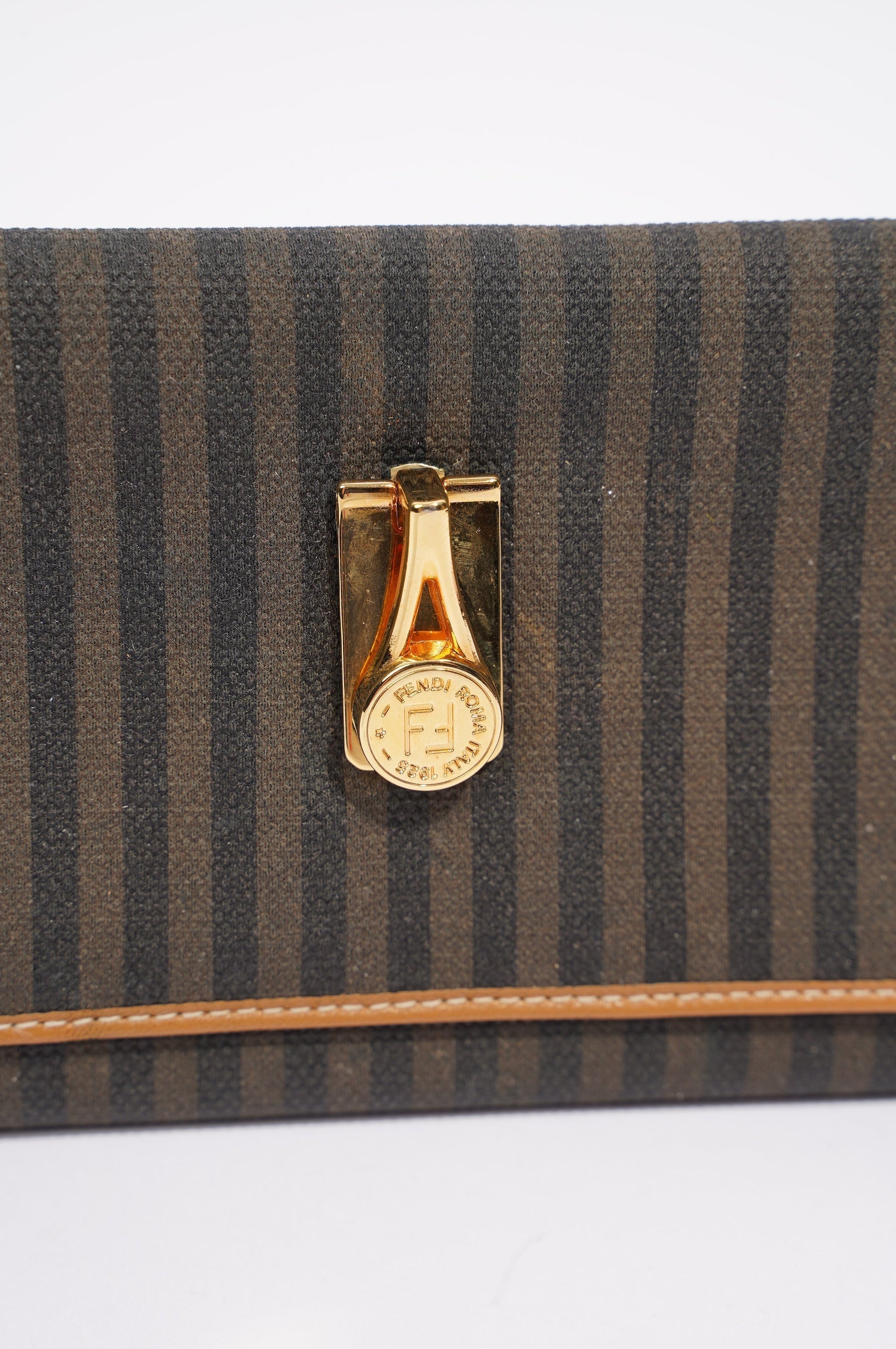 Fendi Womens Fendi Bi Fold Purse Brown / Black Canvas