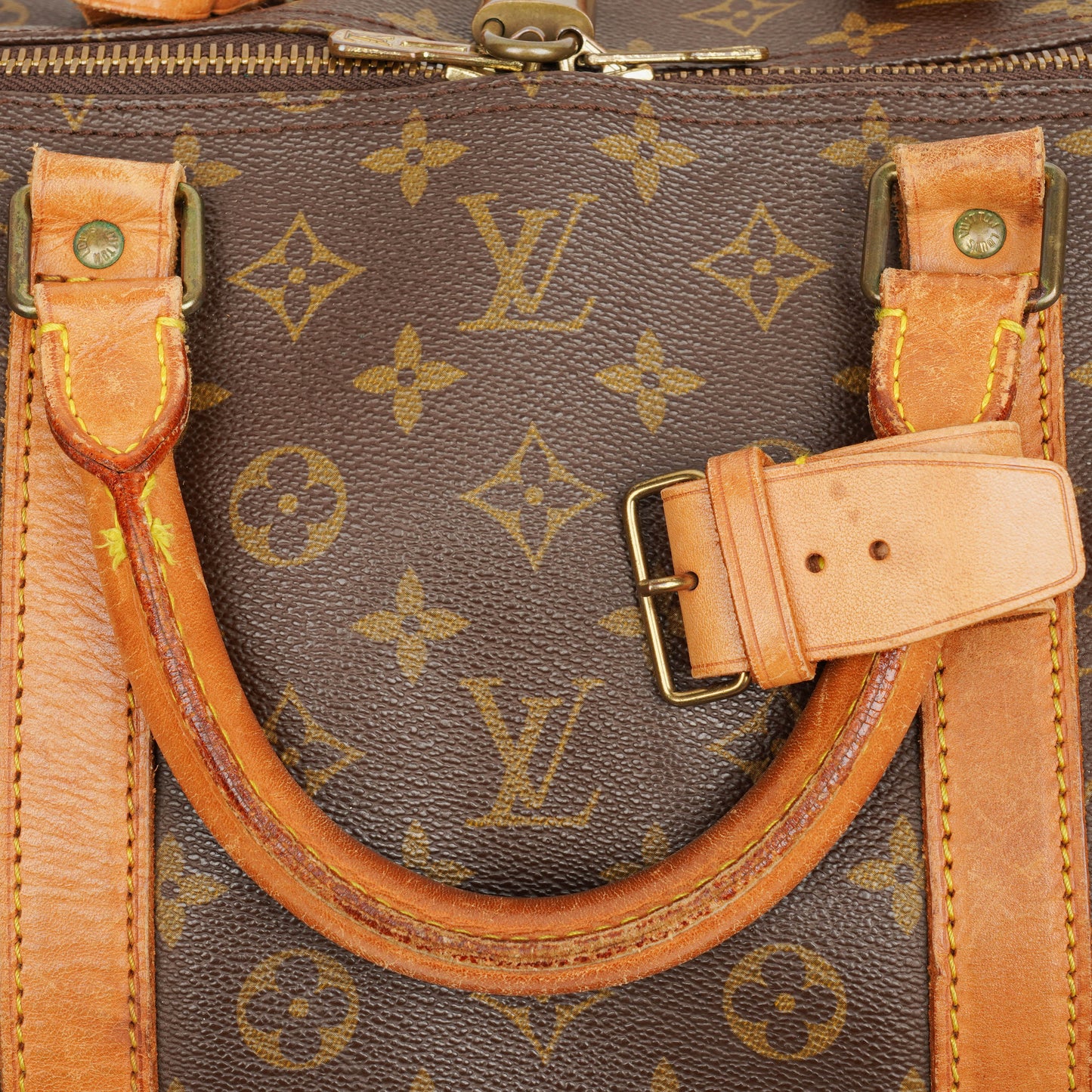 Louis Vuitton Keepall 60 Bandoulière Monogram Canvas Travel Bag