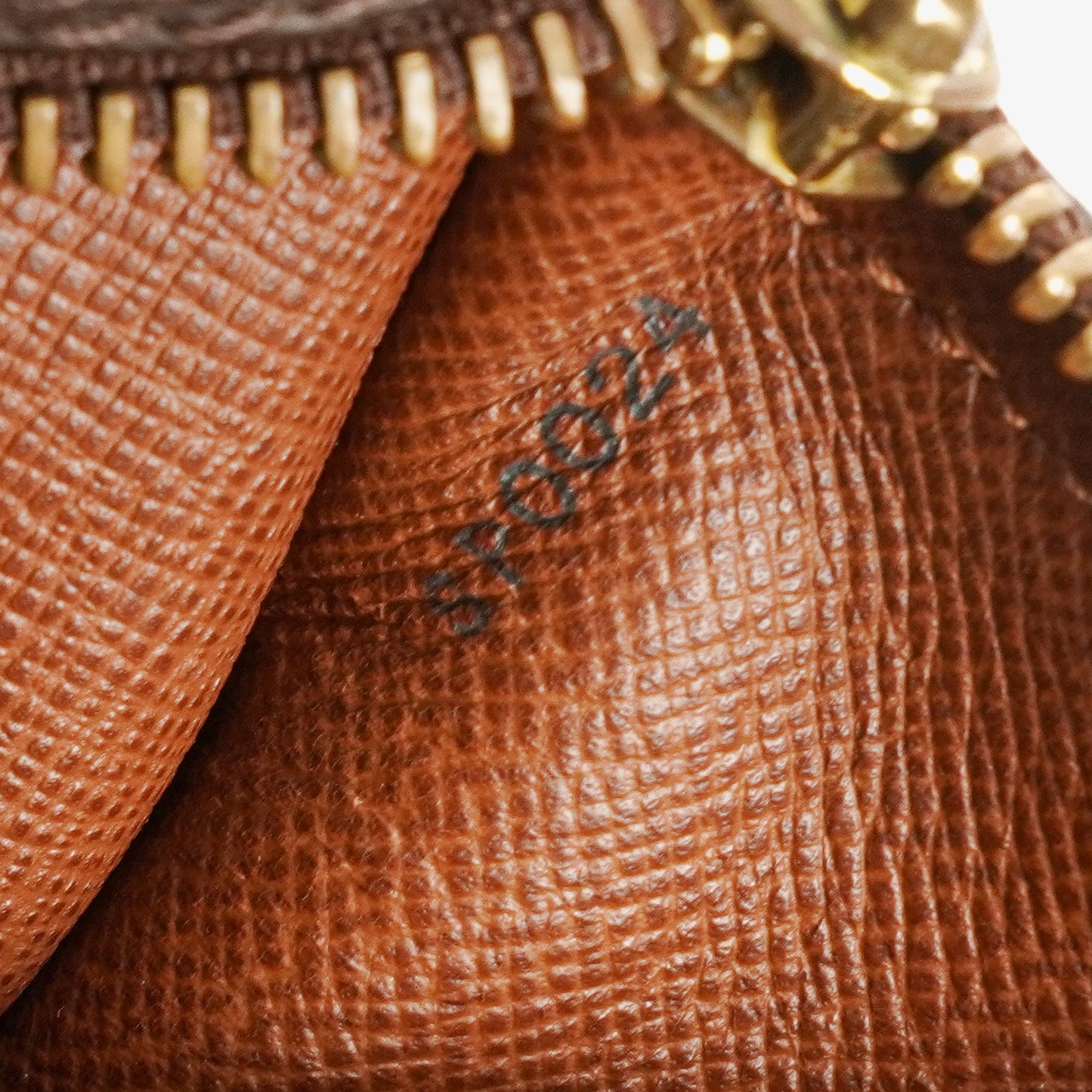 Louis Vuitton Papillon 30  Monogram Canvas Handbag