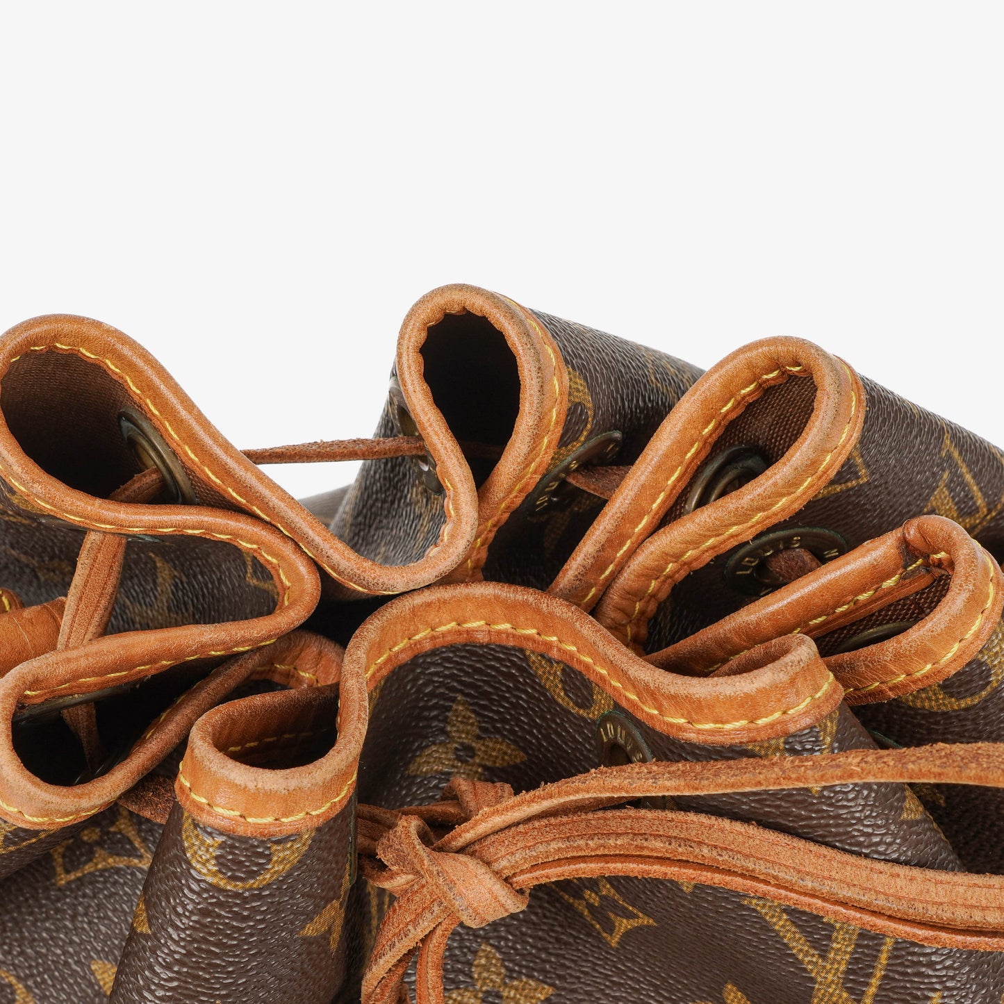 Louis Vuitton Noe Grande GM Monogram Canvas Shoulder Bag