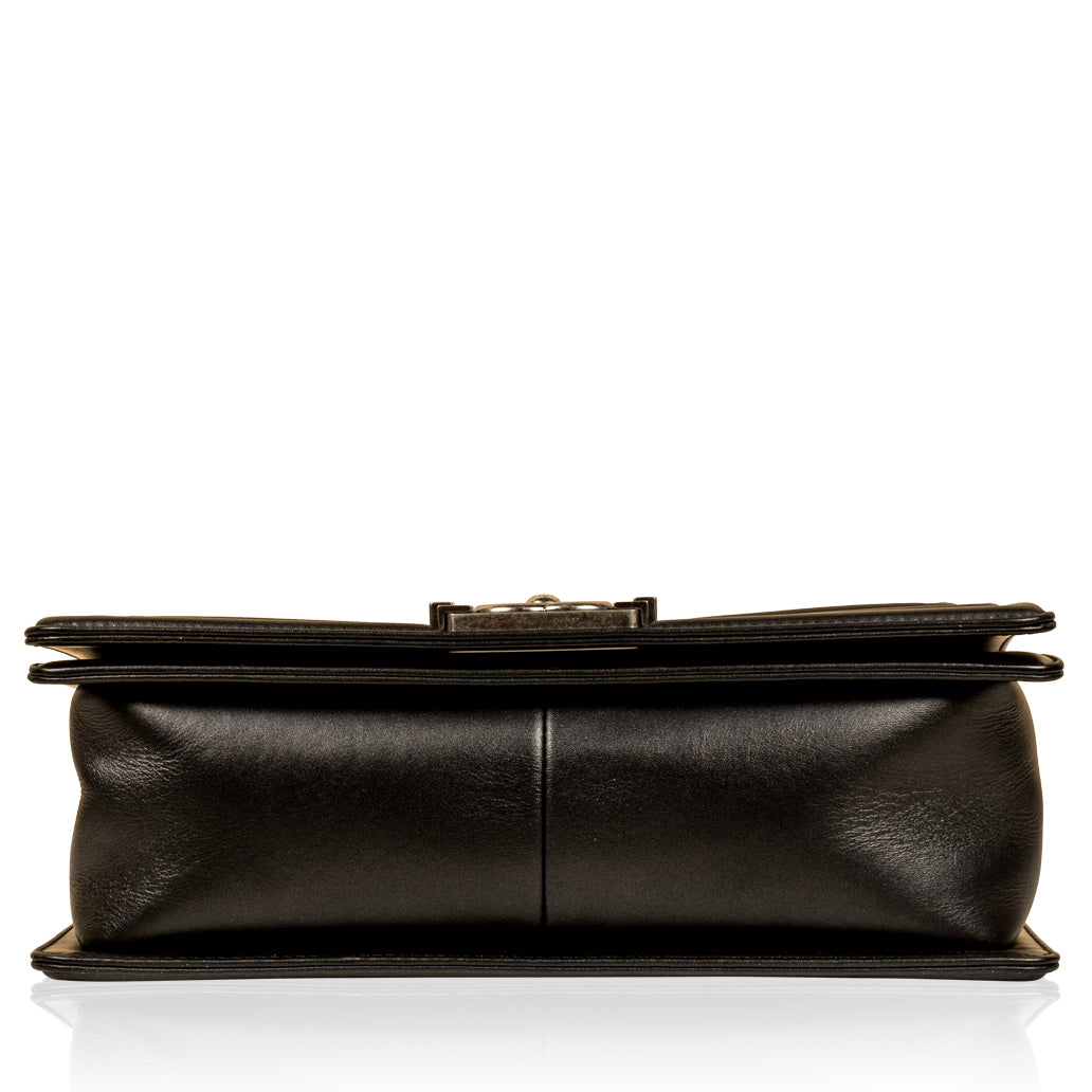 Chanel Boy Bag Shoulder Bag - Rovelle Bags