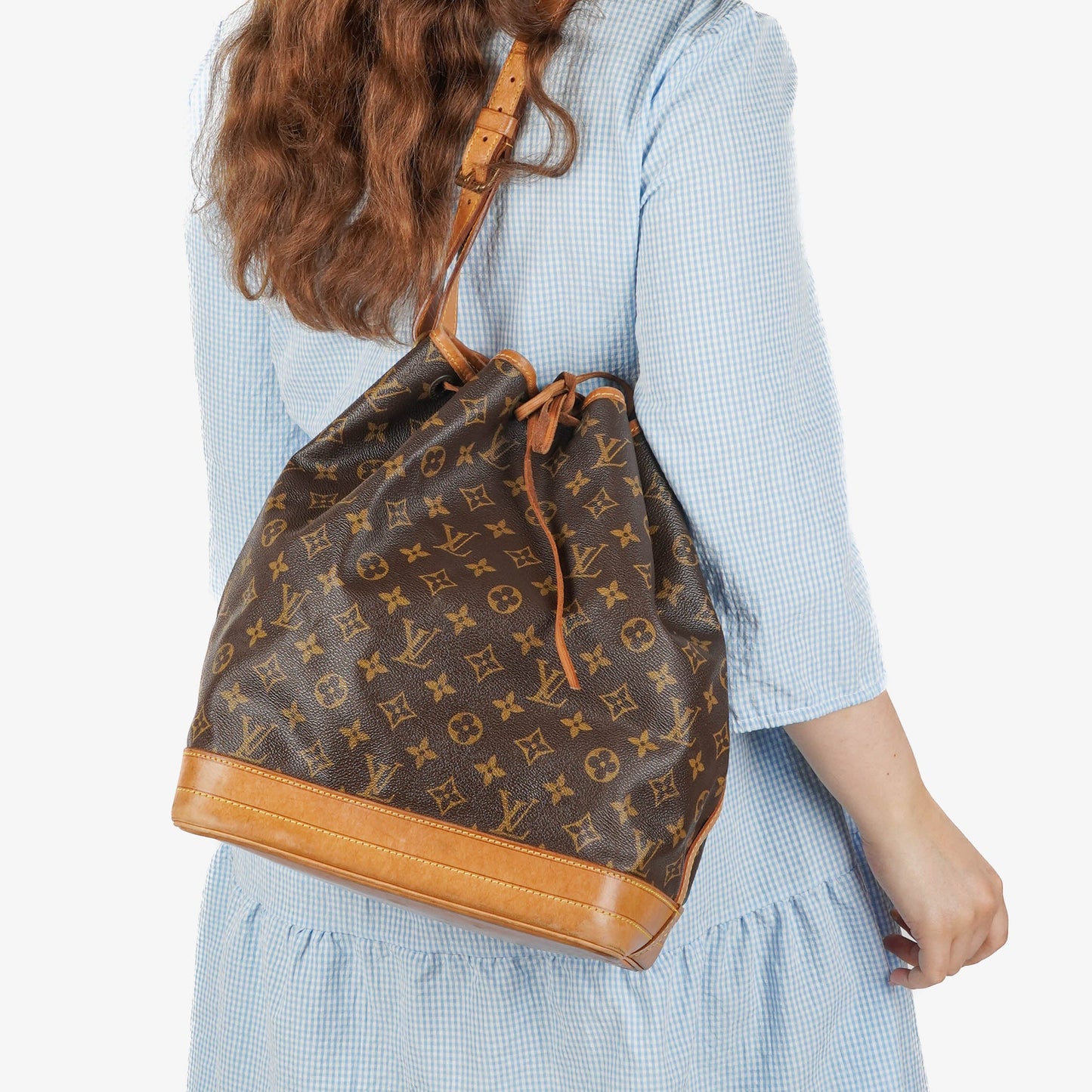 Louis Vuitton Noe Grande GM Monogram Canvas Shoulder Bag