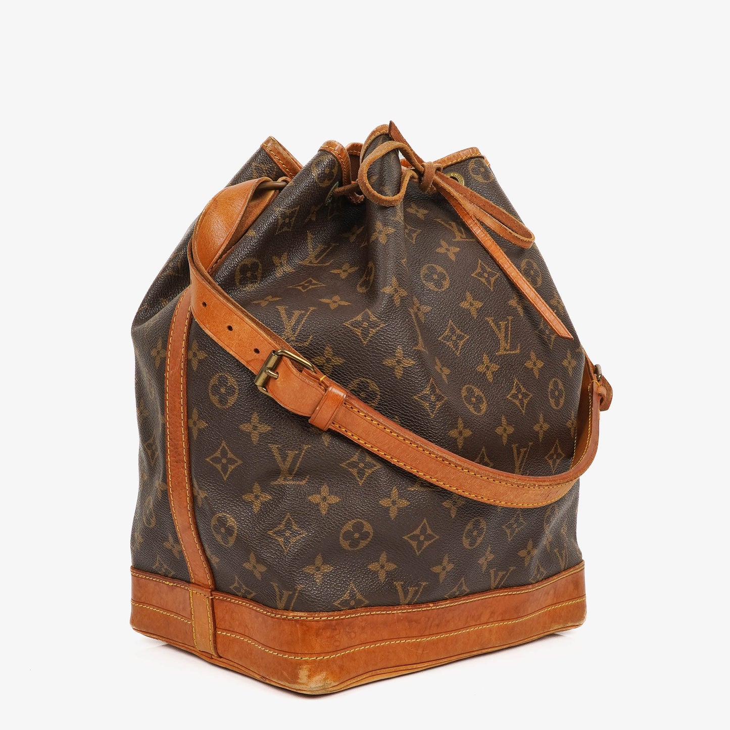 Louis Vuitton Noe Grande GM Monogram Canvas Shoulder Bag