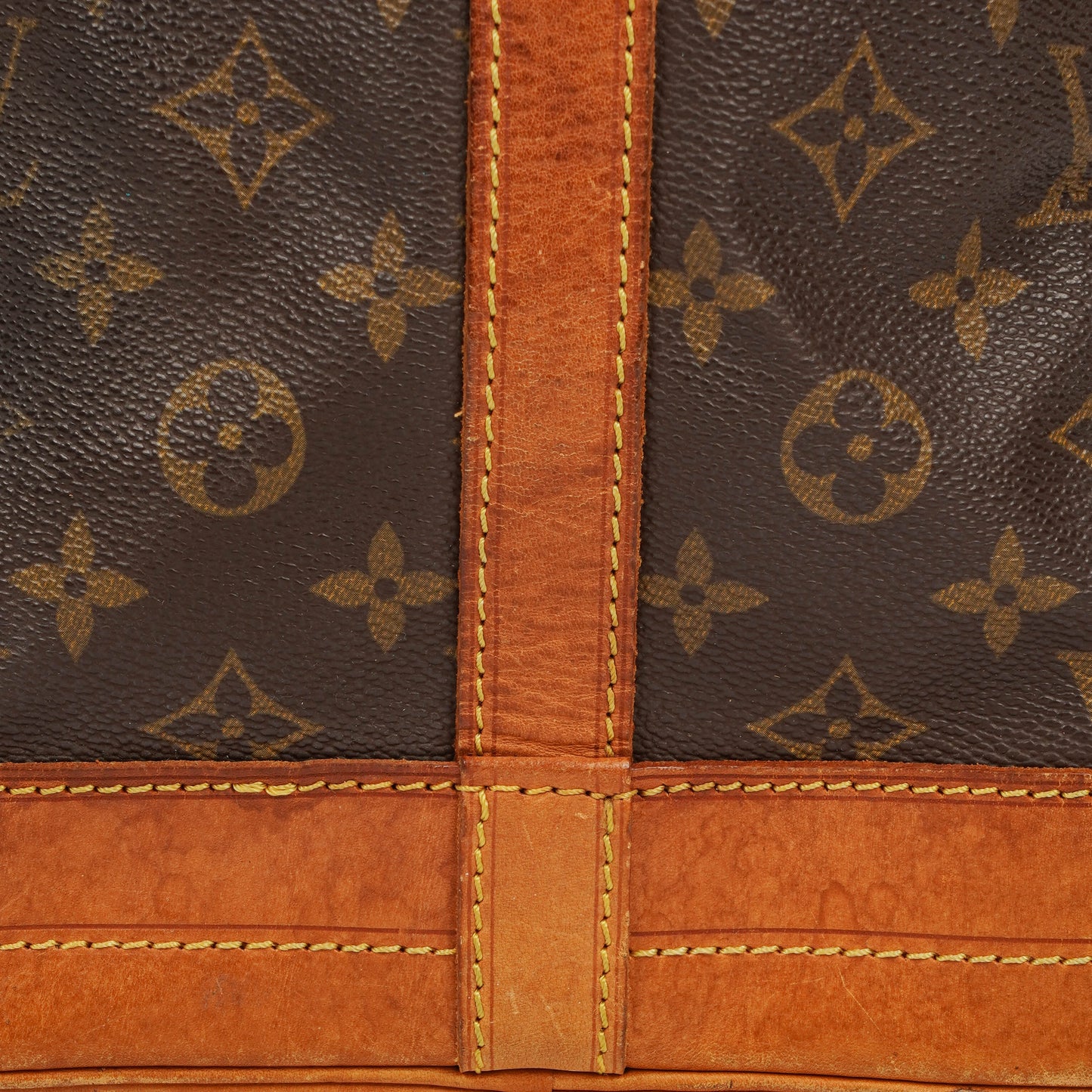Louis Vuitton Noe Grande GM Monogram Canvas Shoulder Bag