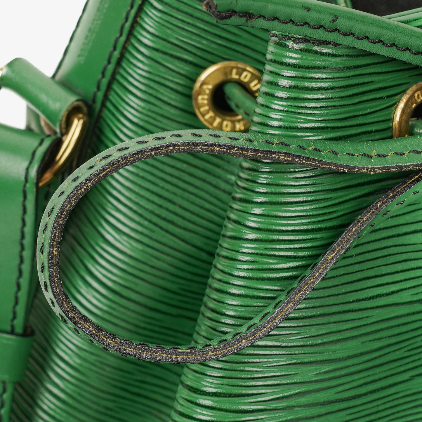 Louis Vuitton Noe Grande GM Green EPI Leather Shoulder Bag