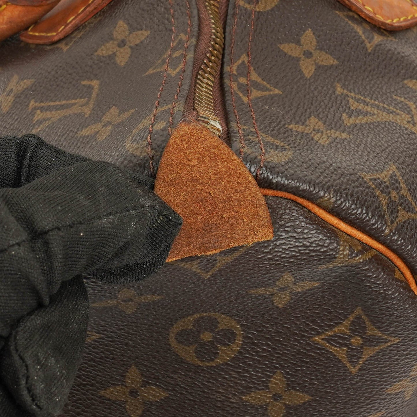 Louis Vuitton  35 Monogram Canvas Handbag