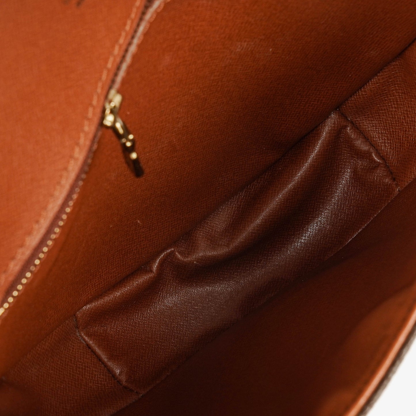 Louis Vuitton Chantilly MM Monogram Canvas Crossbody Bag