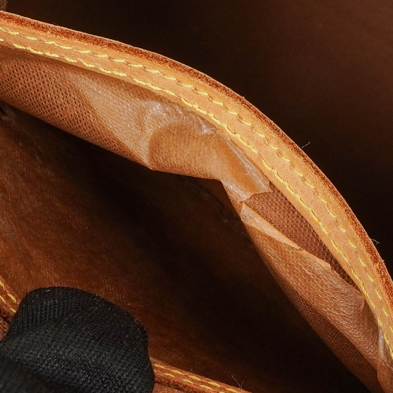 Louis Vuitton  30 Monogram Canvas Handbag