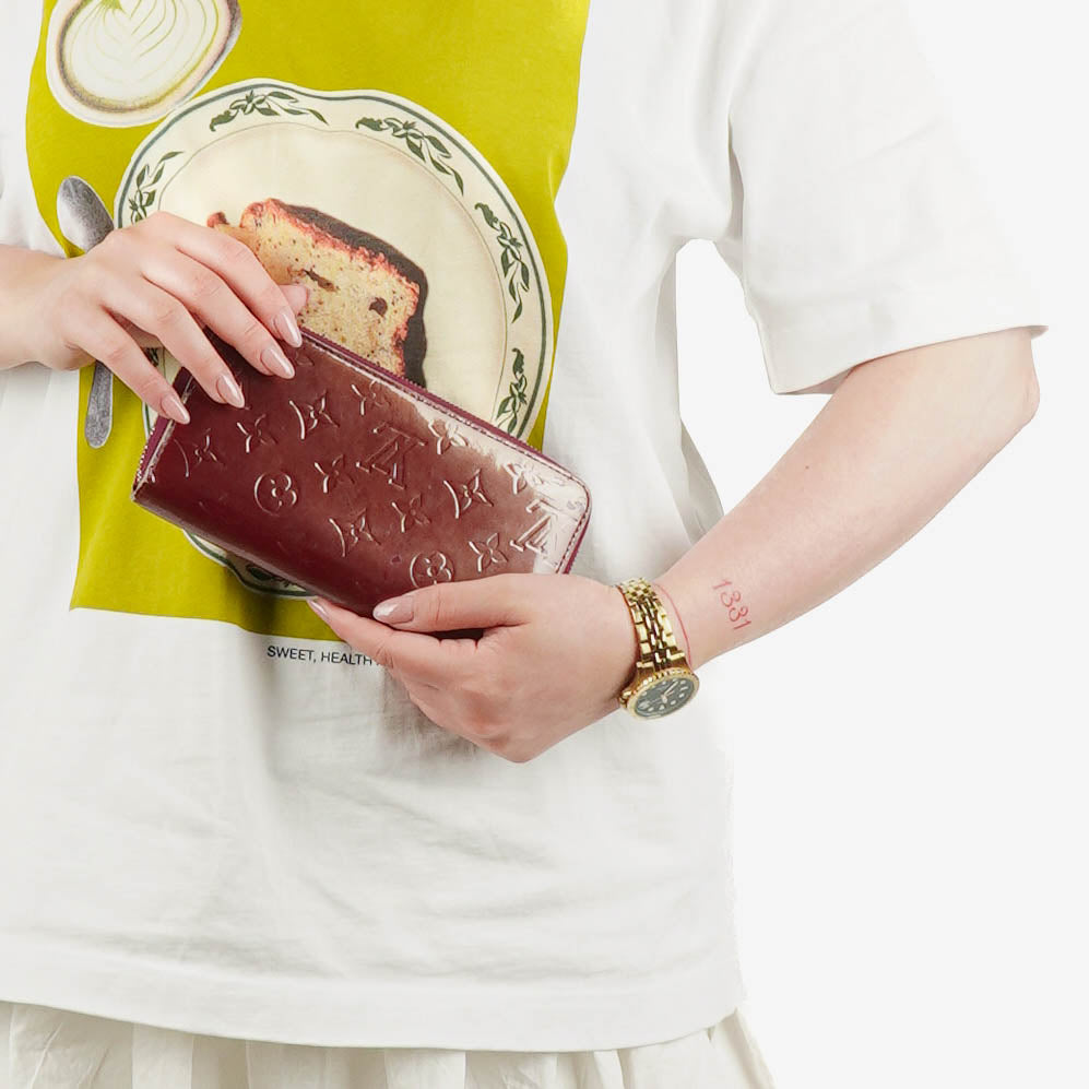 Louis Vuitton Vernis Zippy Wallet