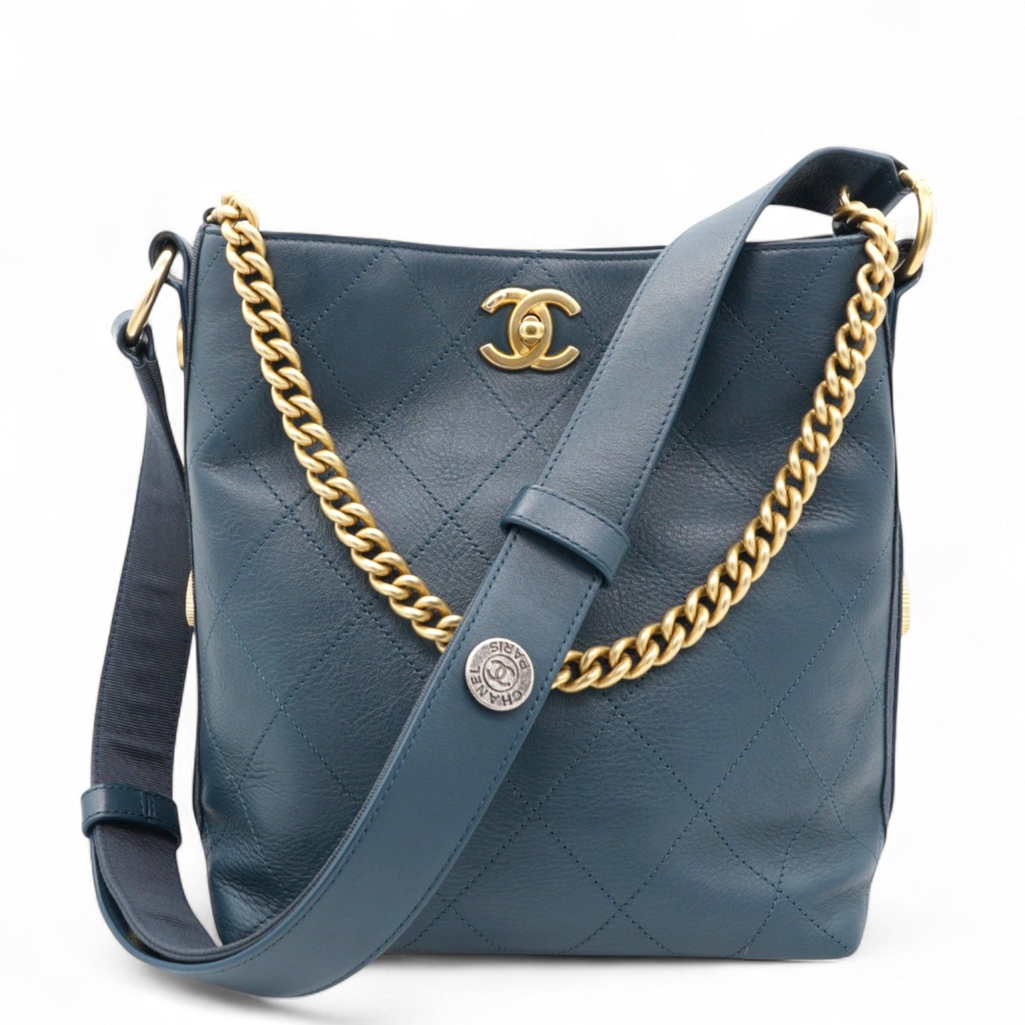Chanel Shoulder Bag - Almora Bags