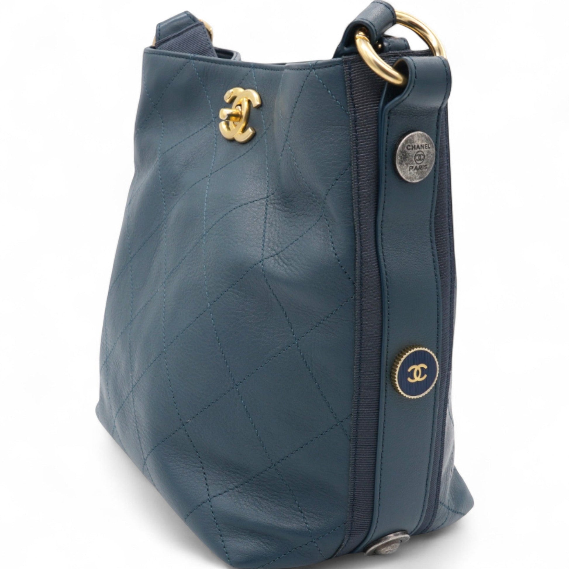 Chanel Shoulder Bag - Almora Bags