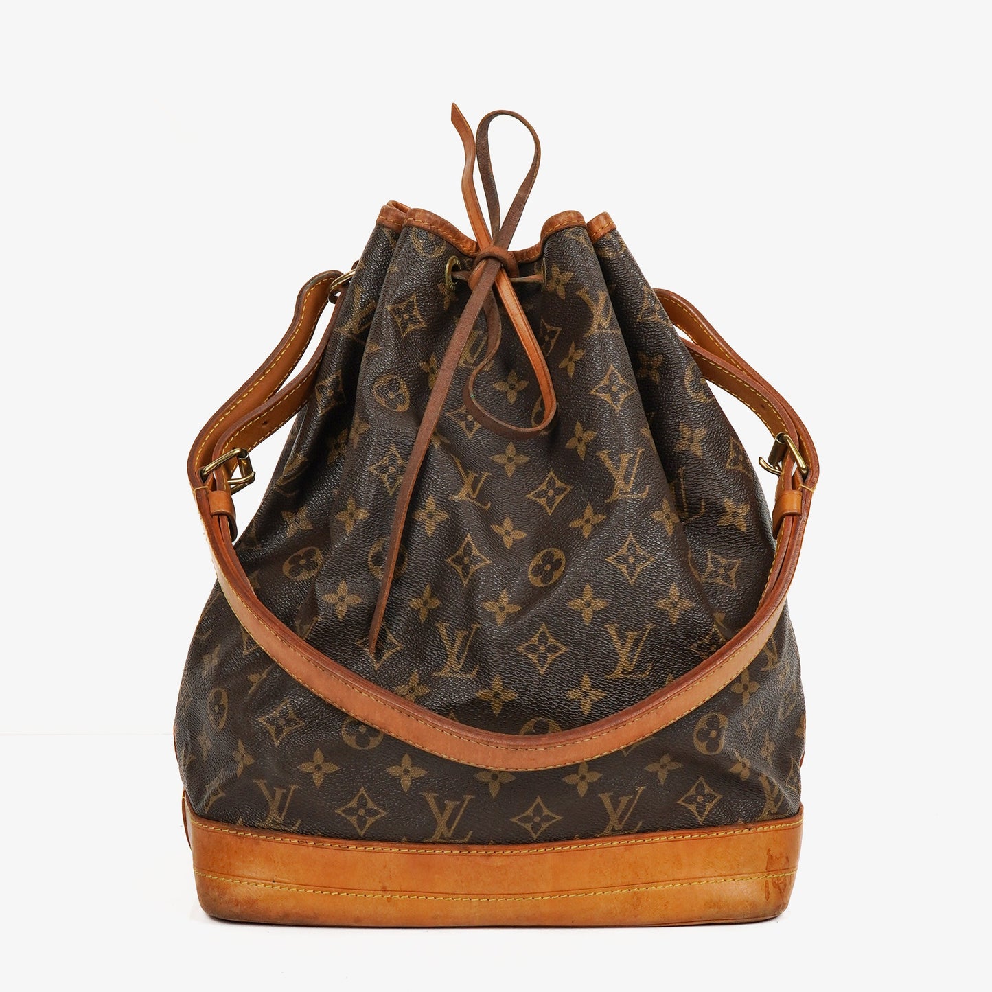 Louis Vuitton Noe Grande GM Monogram Canvas Shoulder Bag