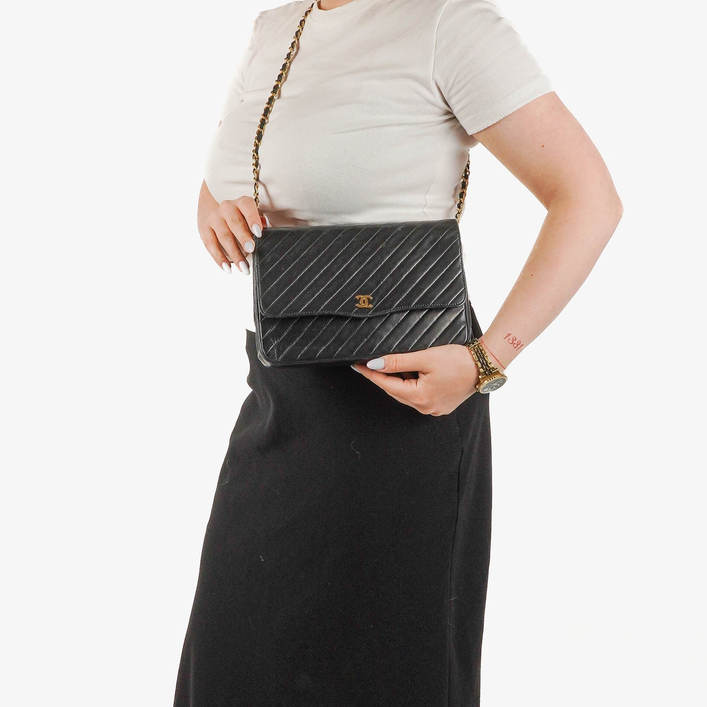 Chanel Classic Single Flap Bag Black Diagonal Quilted Lambskin 24K Gold-Plated Hardware