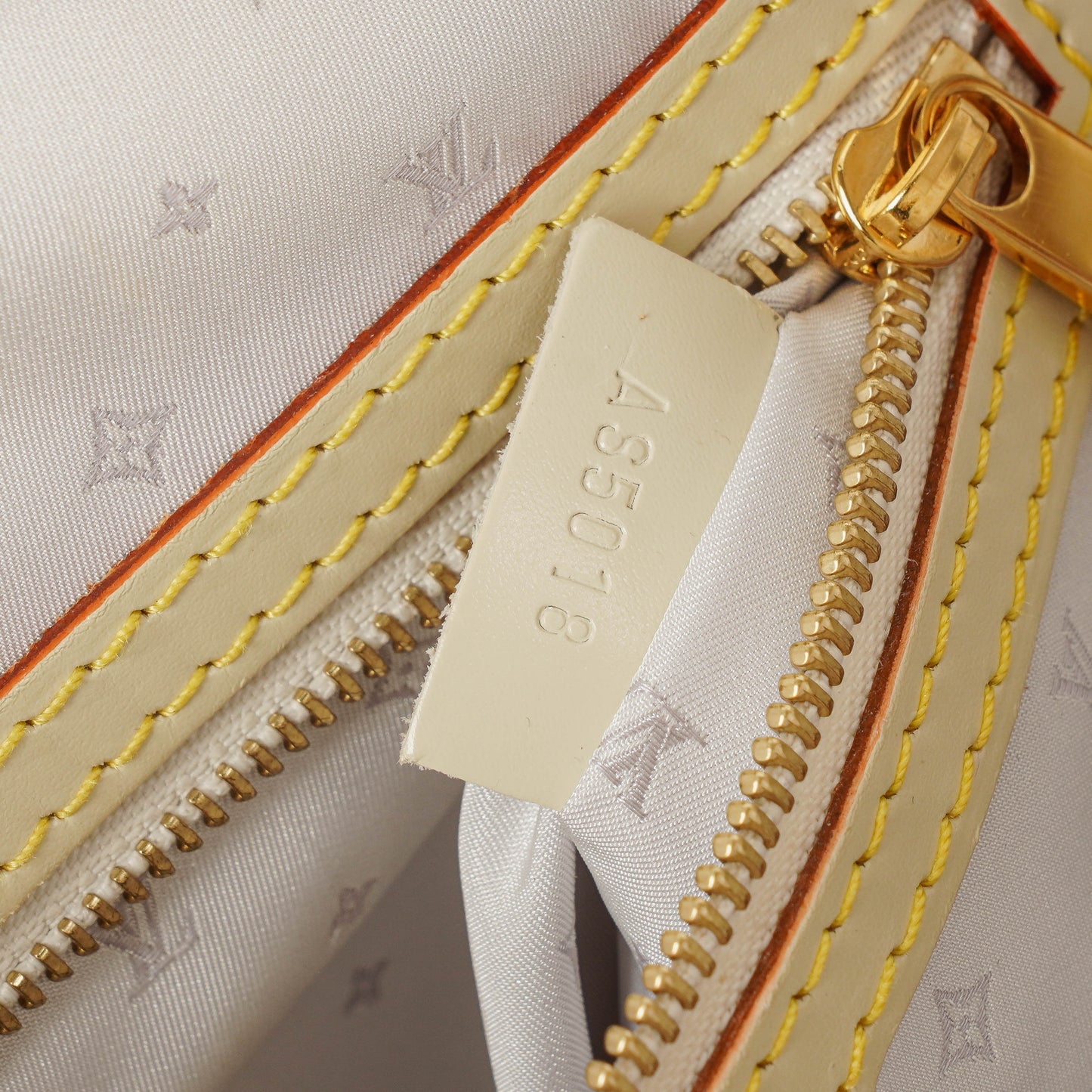 Louis Vuitton Lockit White Suhali Leather Bag
