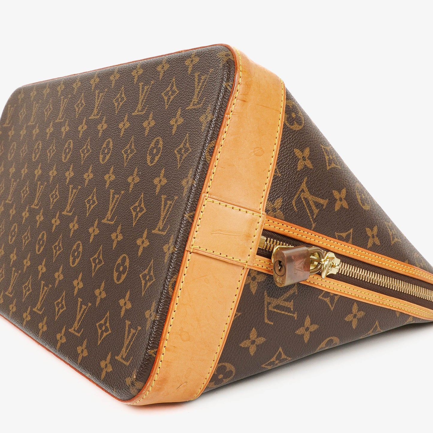 Louis Vuitton Alma GM Monogram Canvas Handbag