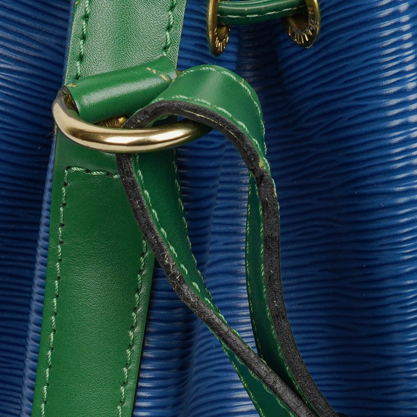 Louis Vuitton Noe Grande GM Bi-Colour Blue/Green Epi Leather Shoulder Bag