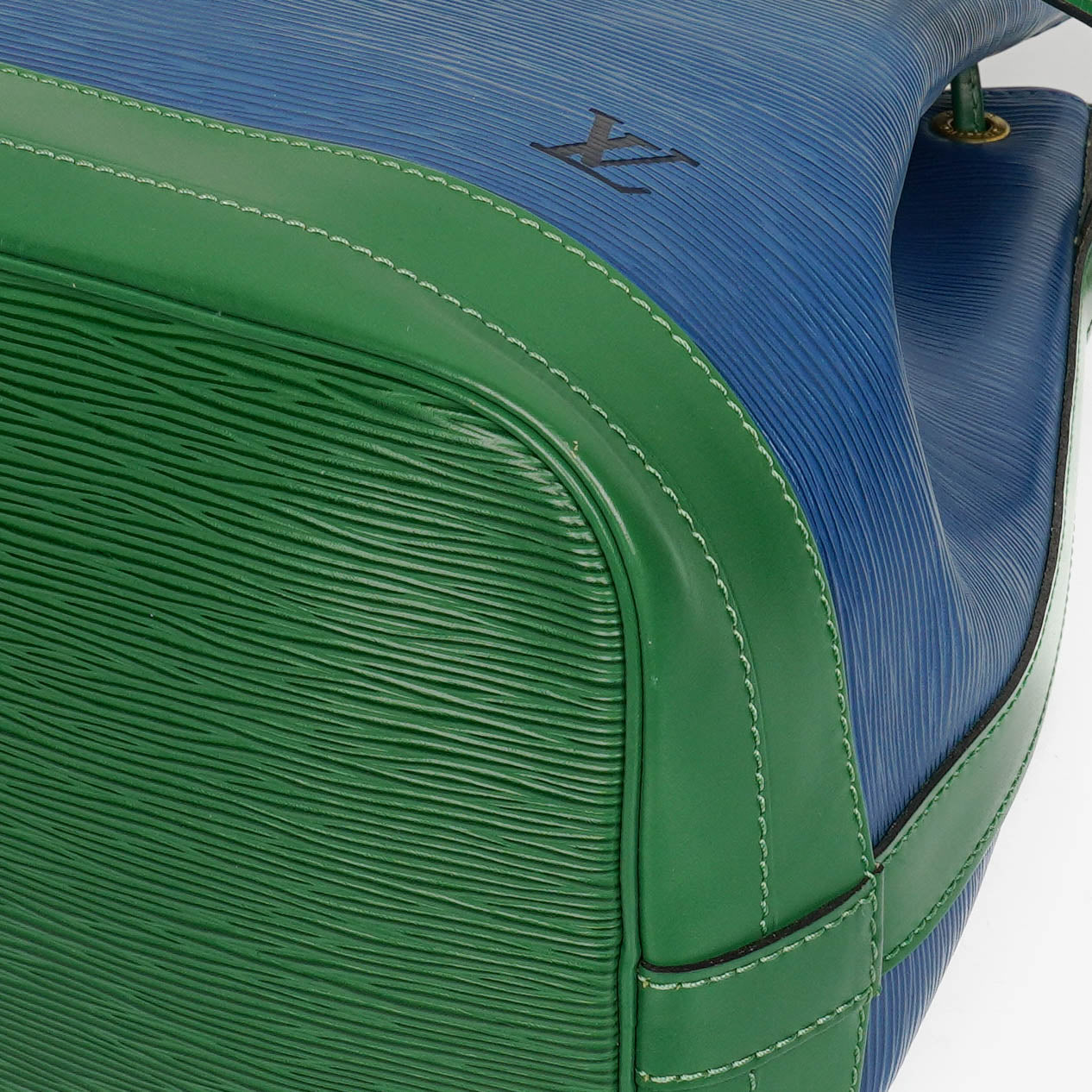 Louis Vuitton Noe Grande GM Bi-Colour Blue/Green Epi Leather Shoulder Bag