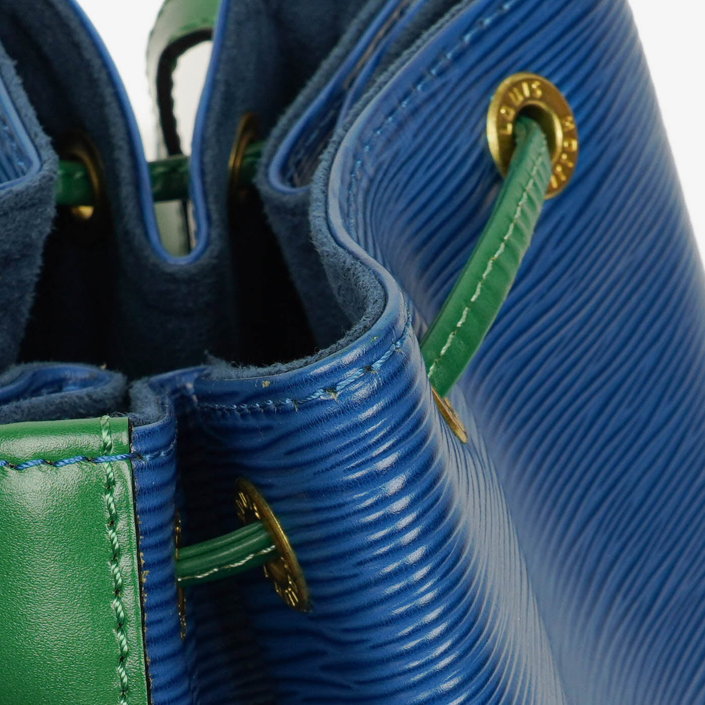 Louis Vuitton Noe Grande GM Bi-Colour Blue/Green Epi Leather Shoulder Bag