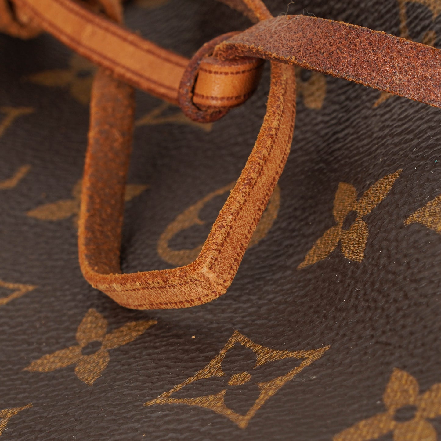 Louis Vuitton Noe Grande GM Monogram Canvas Shoulder Bag