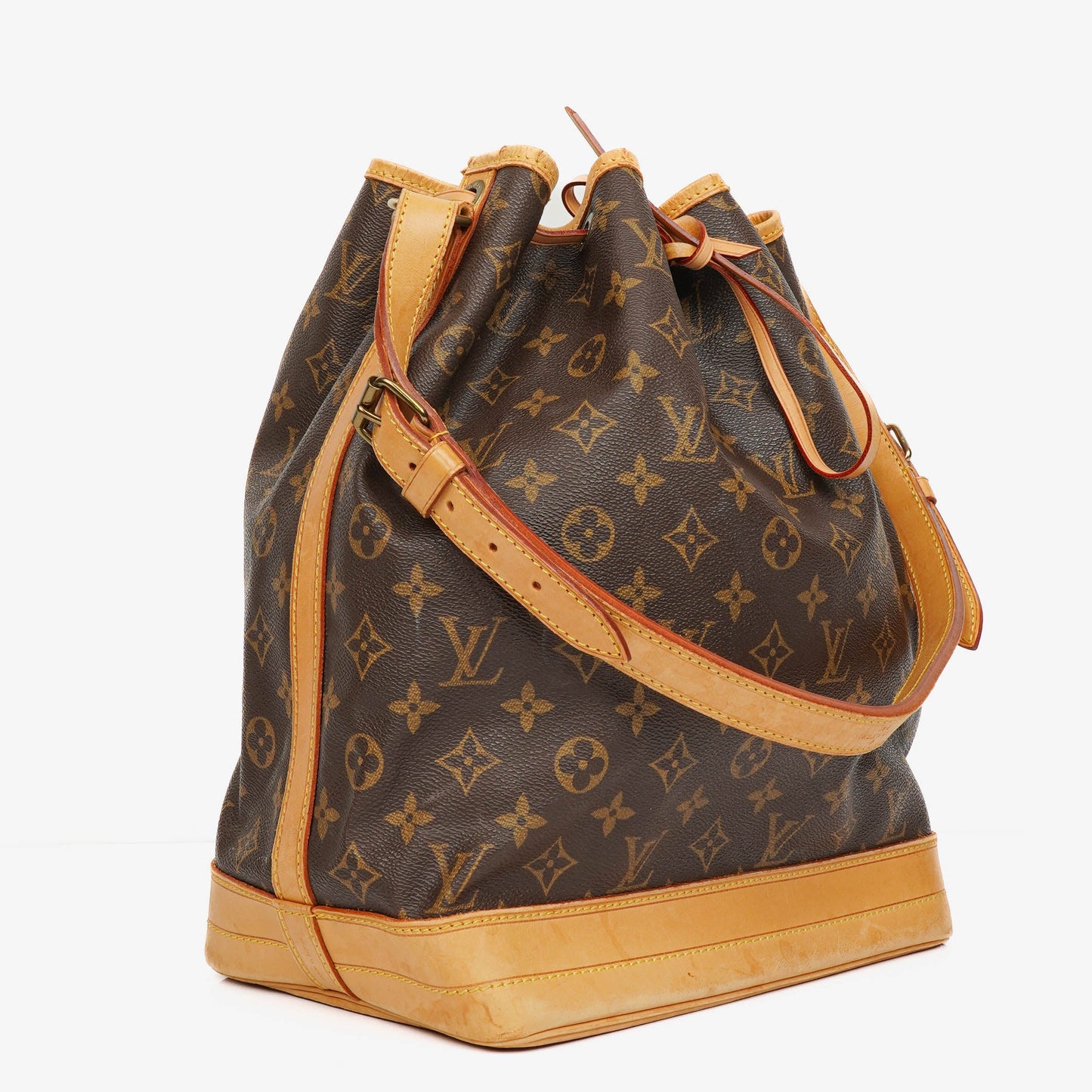 Louis Vuitton Noe GM Monogram Canvas Shoulder Bag