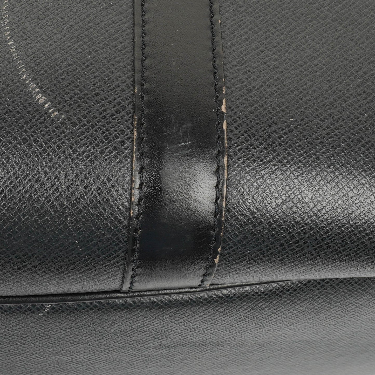 Louis Vuitton Grey Taiga Leather Kendall Keepall Bag