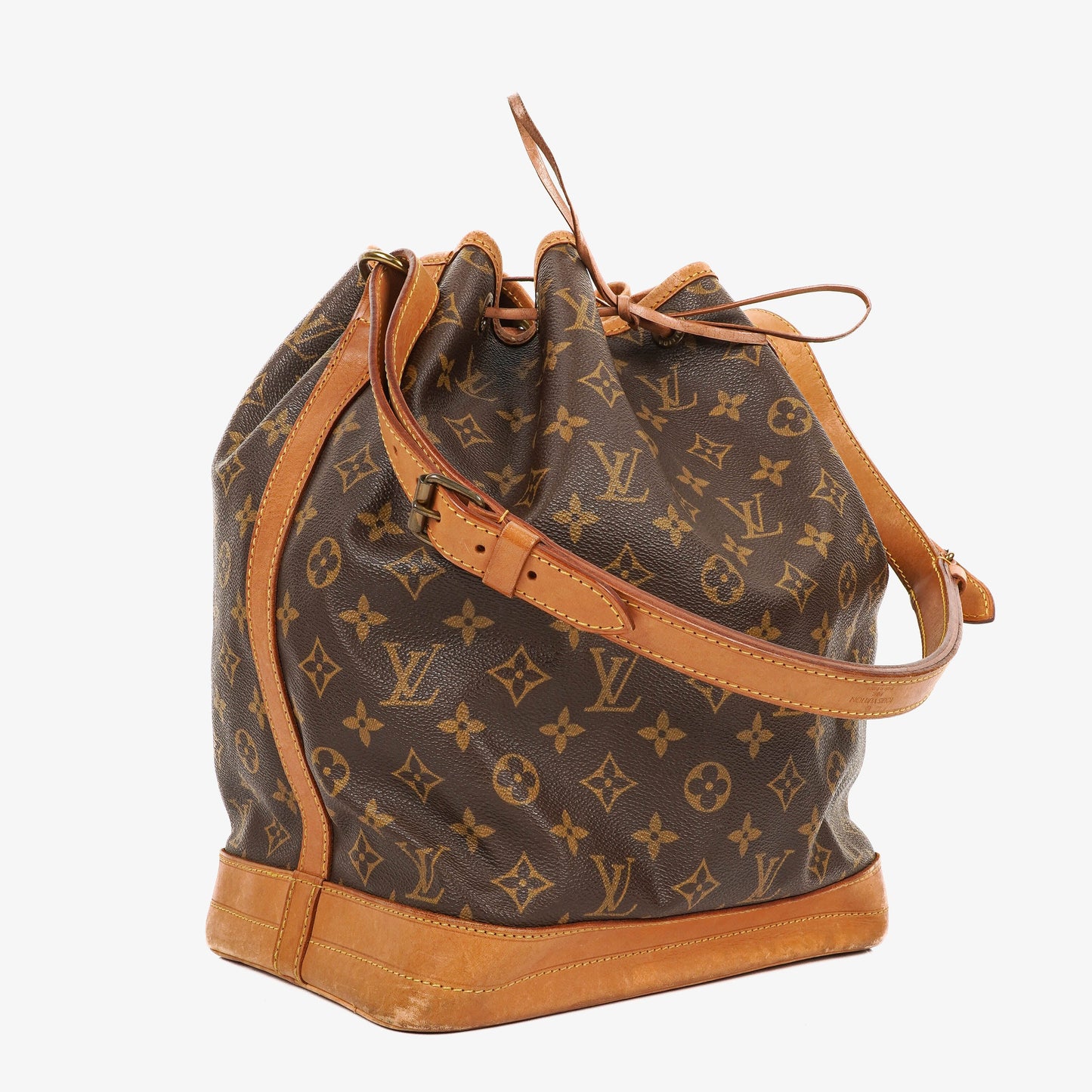 Louis Vuitton Noe Grande GM Monogram Canvas Shoulder Bag