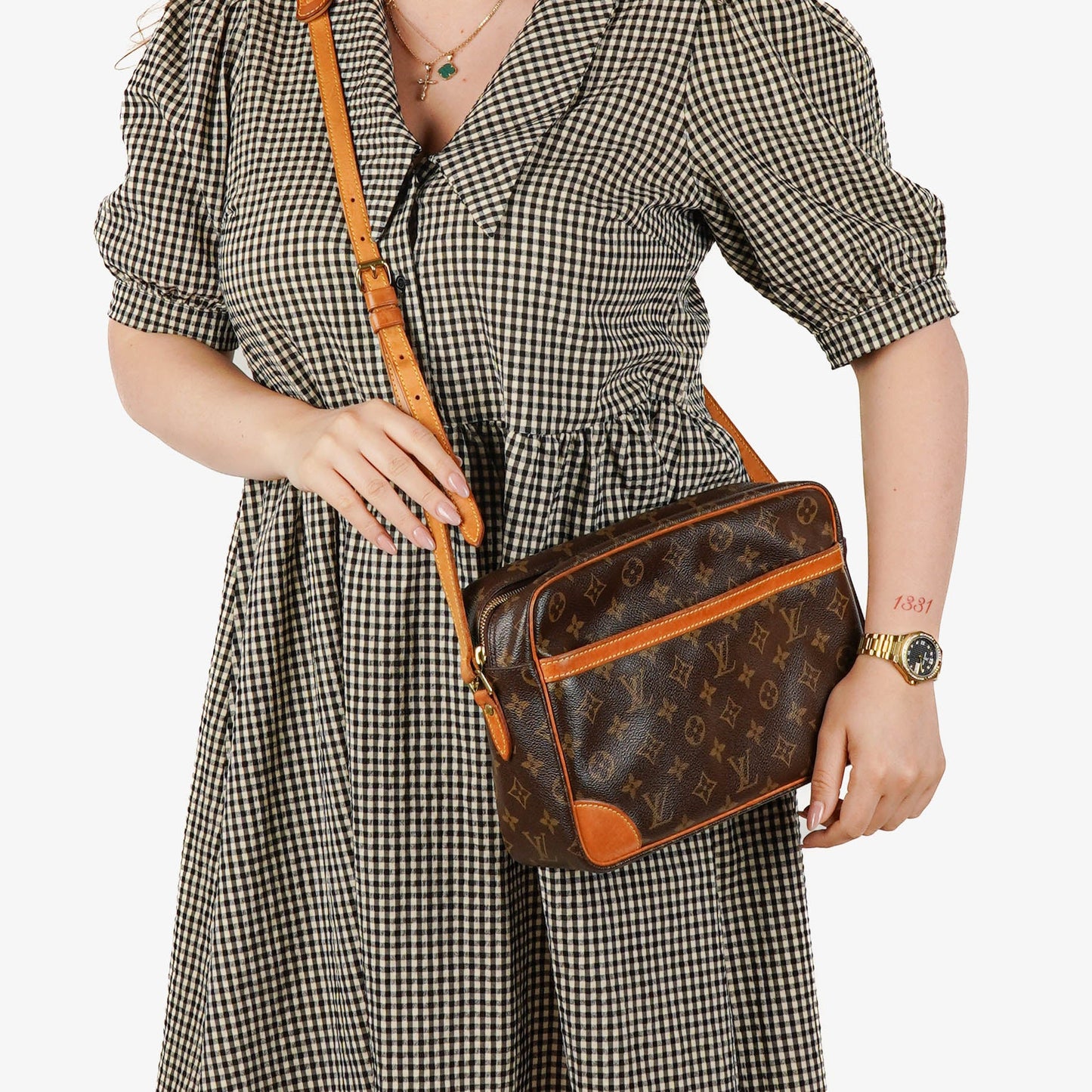 Louis Vuitton Trocadero 30 Monogram Canvas Bag