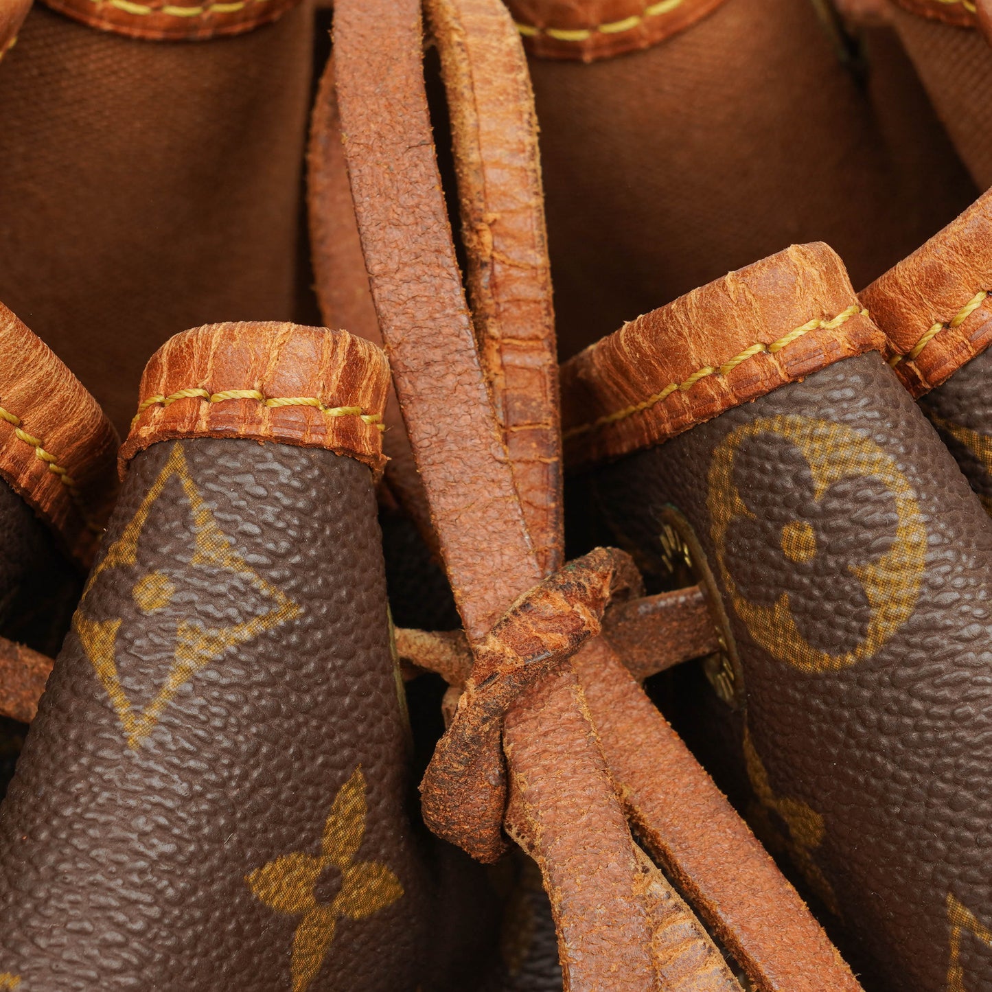 Louis Vuitton Noe GM Monogram Canvas Shoulder Bag