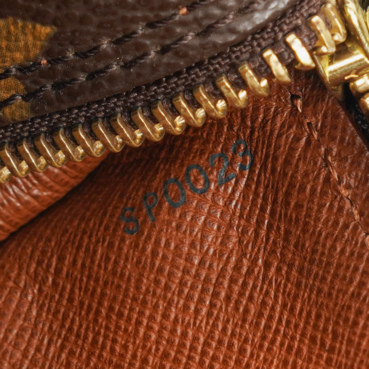 Louis Vuitton Papillon 30  Monogram Canvas
