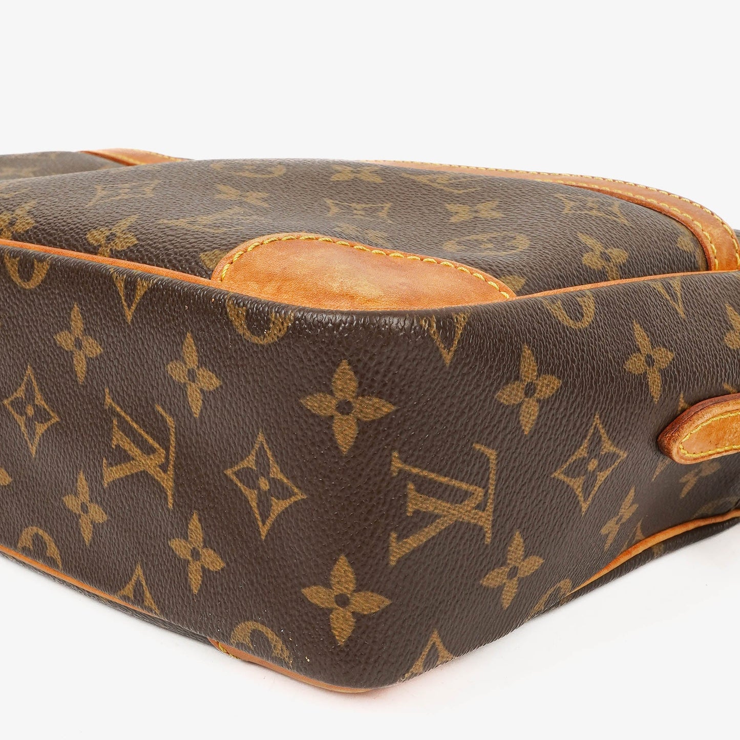 Louis Vuitton Trocadero 30 Monogram Canvas Bag