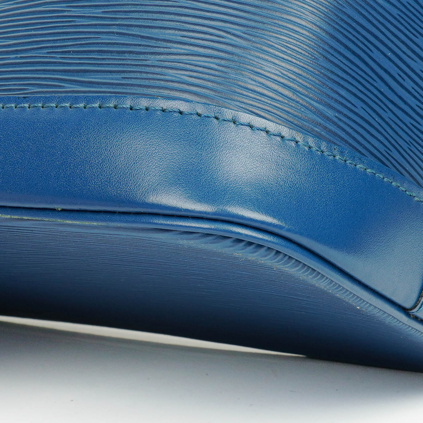 Louis Vuitton Blue Epi Leather Alma PM Handbag