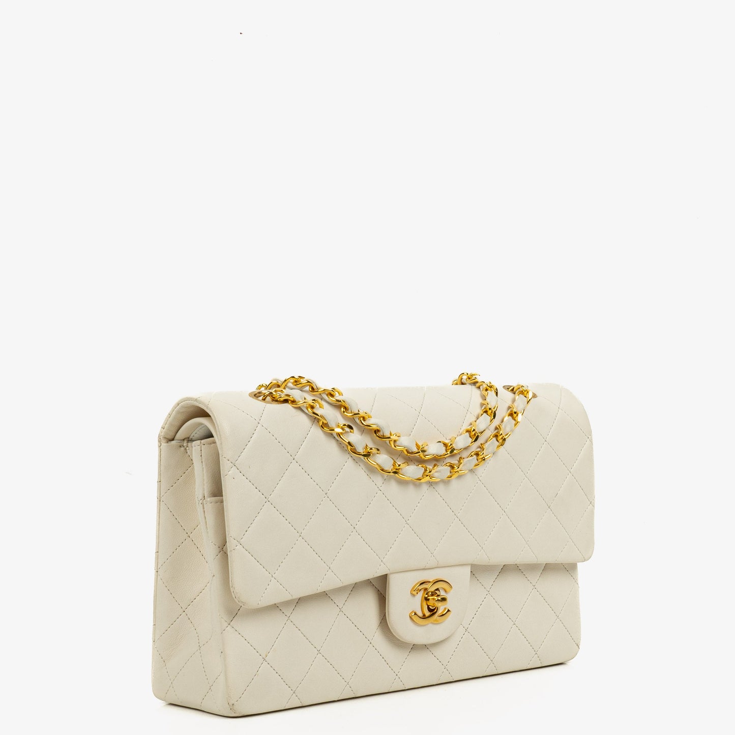 Chanel Medium Classic  Double Flap Bag In White Quilted Lambskin And 24K Gold-Plated Hardware