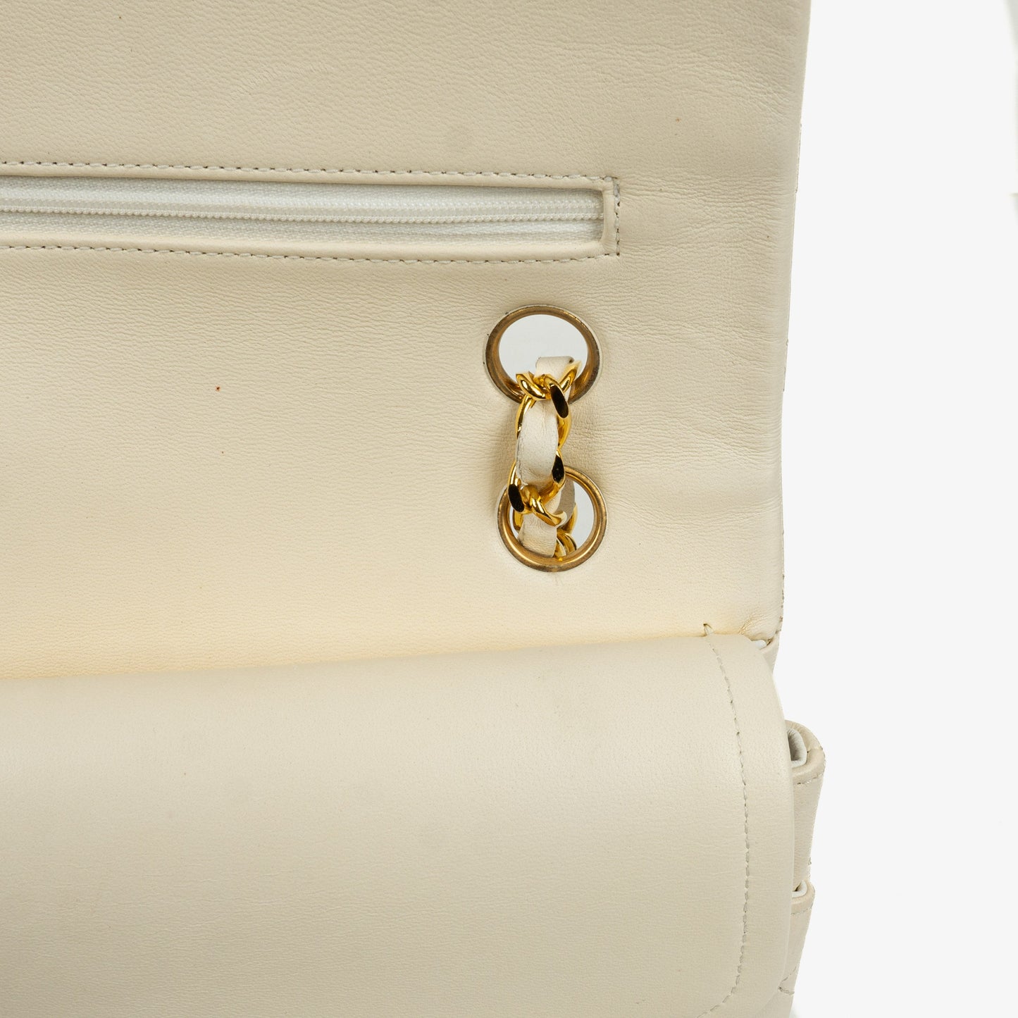 Chanel Medium Classic  Double Flap Bag In White Quilted Lambskin And 24K Gold-Plated Hardware