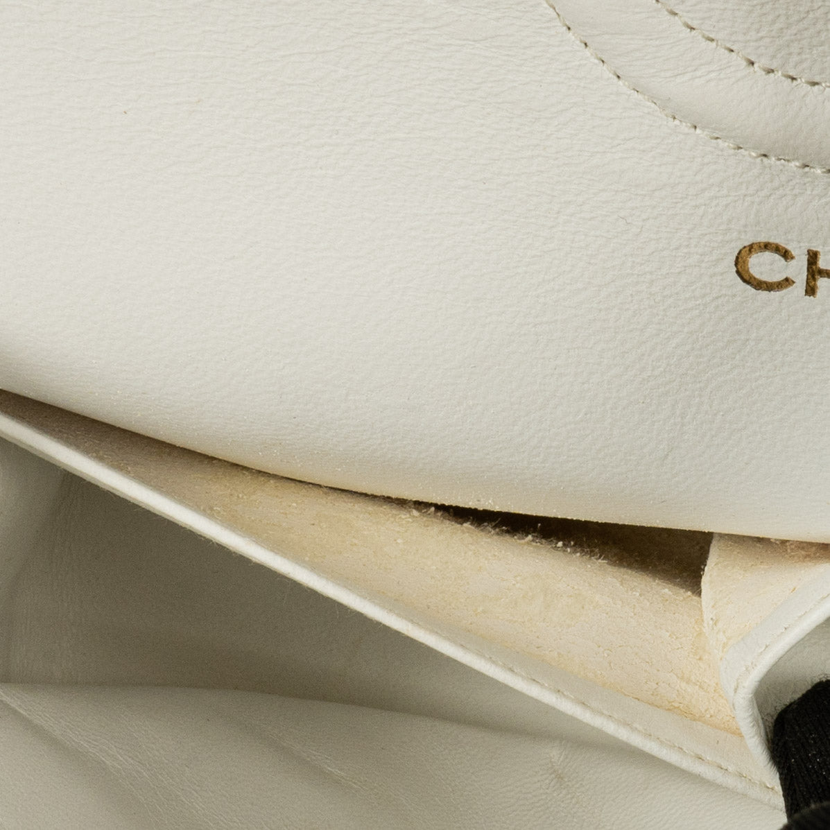 Chanel Medium Classic  Double Flap Bag In White Quilted Lambskin And 24K Gold-Plated Hardware