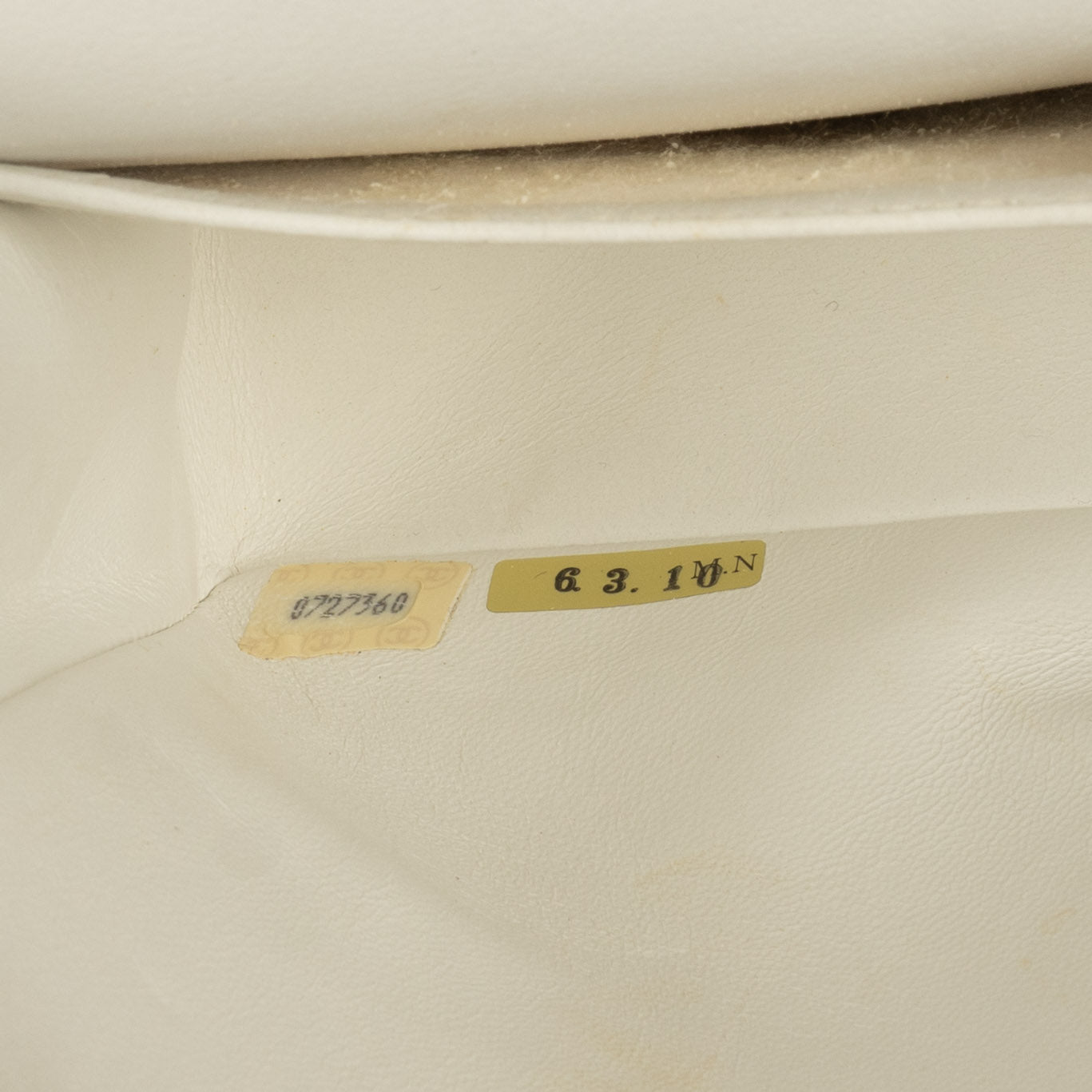 Chanel Medium Classic  Double Flap Bag In White Quilted Lambskin And 24K Gold-Plated Hardware