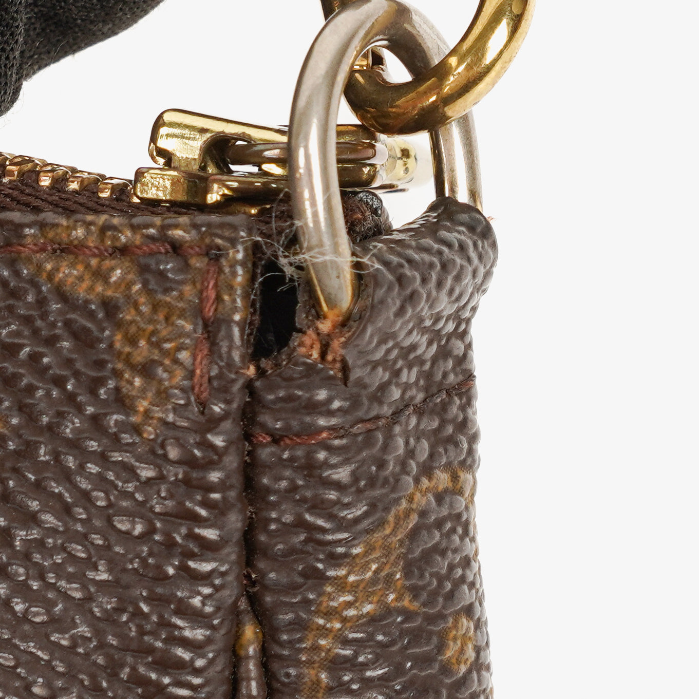 Louis Vuitton Pochette Accessoires Monogram Canvas Clutch Handbag