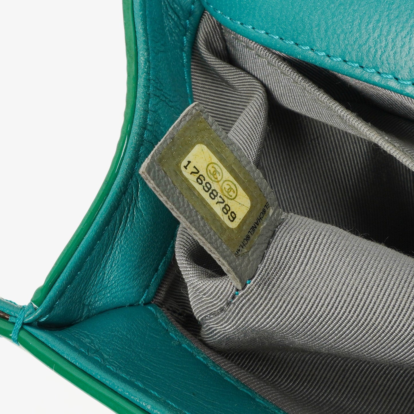 Chanel Old Medium Boy Flap Bag Green Patent Leather Ruthenium Hardware
