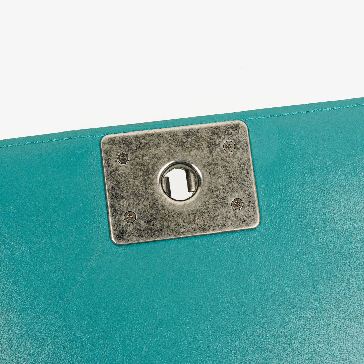 Chanel Old Medium Boy Flap Bag Green Patent Leather Ruthenium Hardware