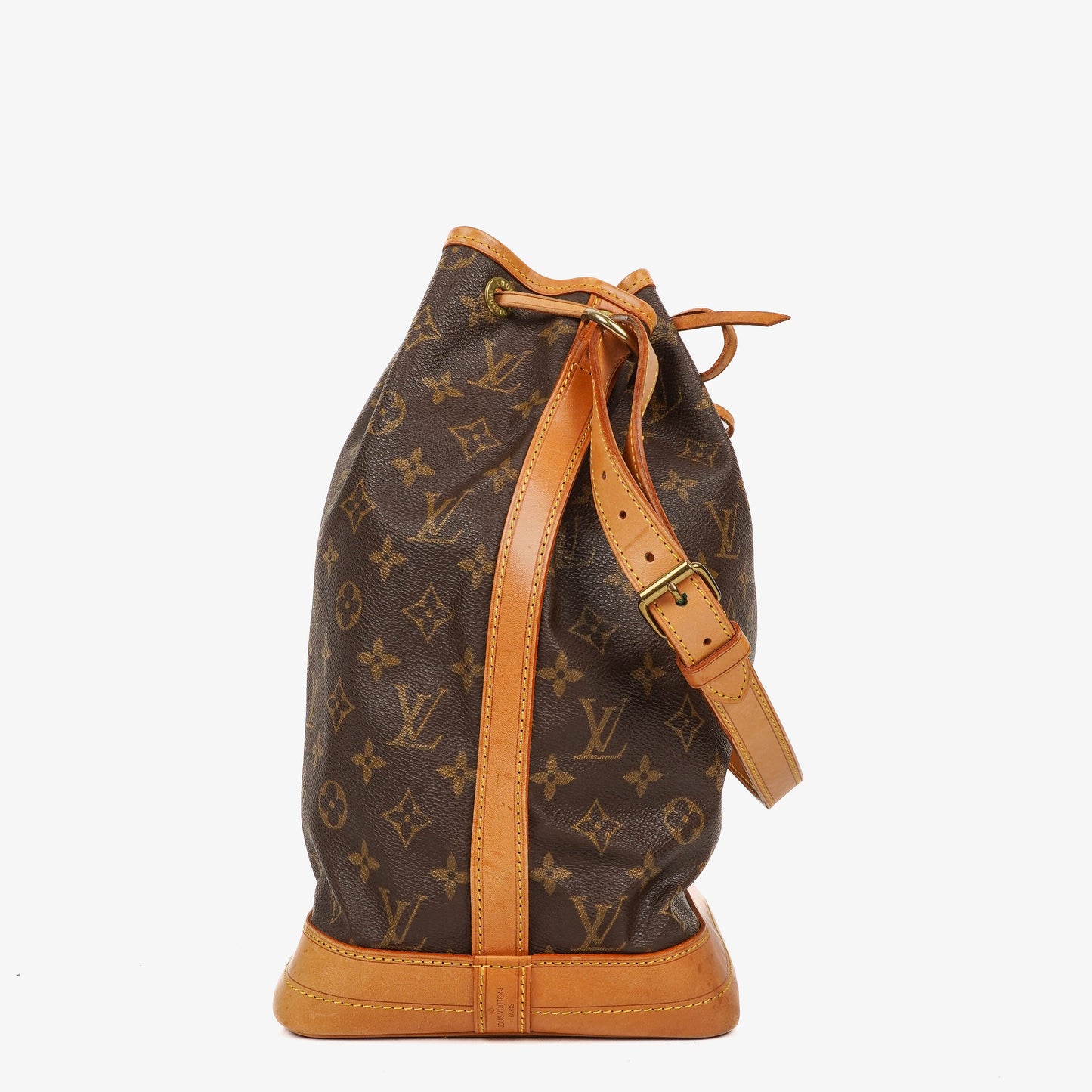 Louis Vuitton Noe Grande GM Monogram Canvas Shoulder Bag