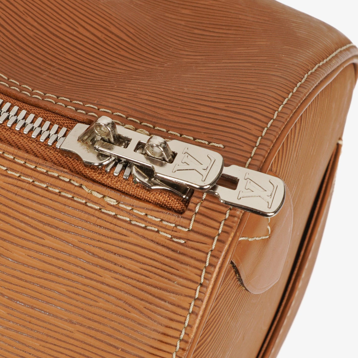 Louis Vuitton Keepall 45 Cannelle EPI Leather Travel Bag
