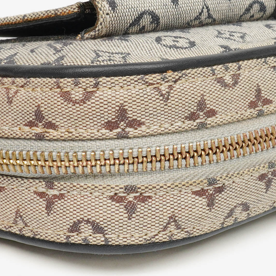 Louis Vuitton Juliette in Monogram Mini Lin Navy/Multicolour Crossbody Bag