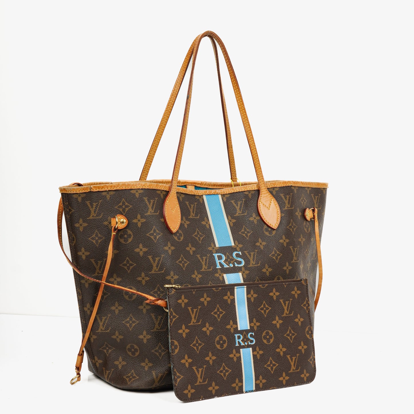 Louis Vuitton Neverfull MM Tote Bag in Monogram Canvas