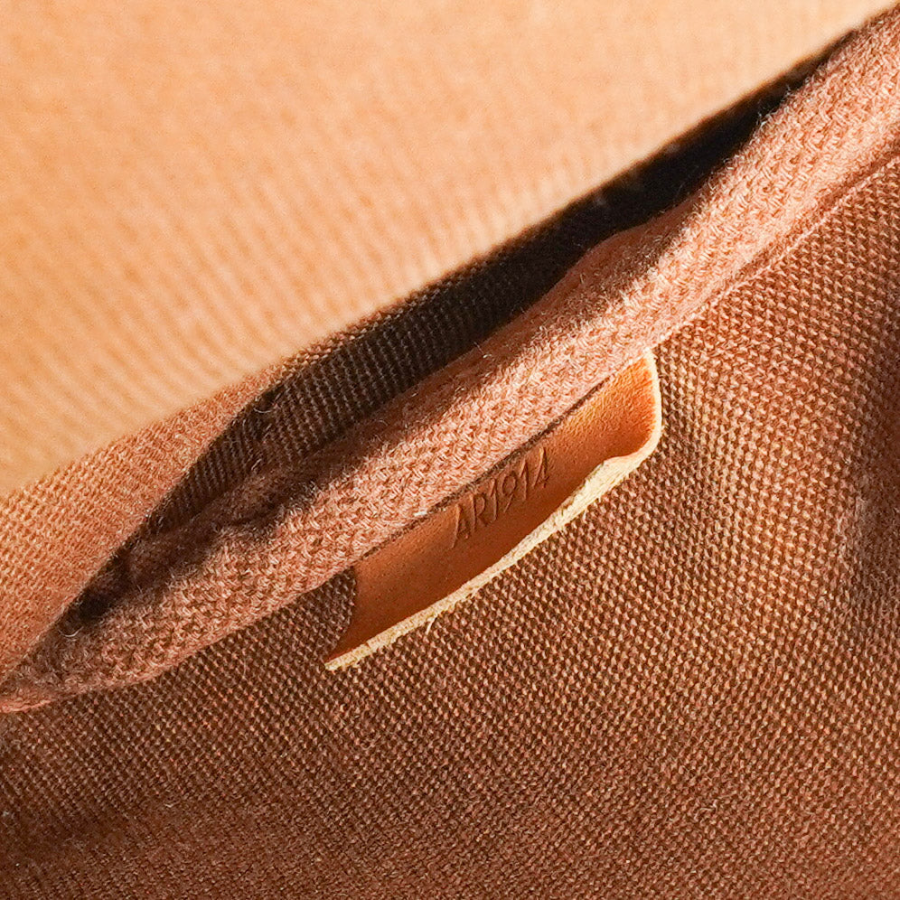 Louis Vuitton Saumur Monogram Canvas 25 Bag