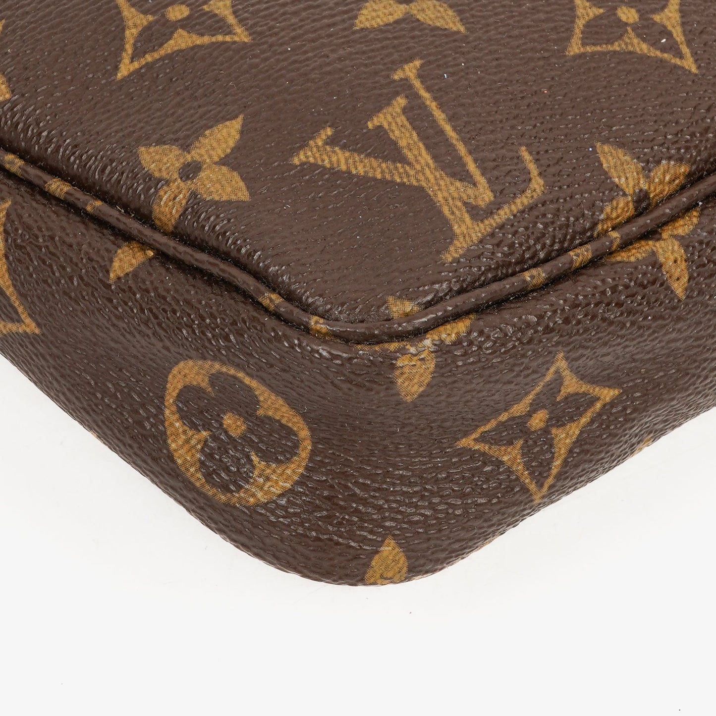 Louis Vuitton Pochette Accessoires Monogram Canvas Clutch Handbag